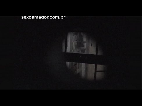 ❤️ Блондинку тайно снимает на видео соседский вуайерист, спрятанный за полыми кирпичами ❌ Порно вк на нашем сайте ❌
